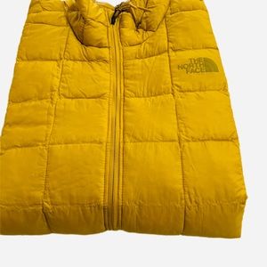 The North Face Brand New Thermoball Vest Mens Medium New without tags